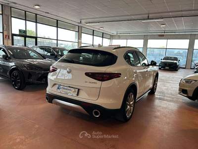 Alfa Romeo Stelvio EXECUTIVE 2.2 Turbodiesel AT8 Q4 SPOTICAR Bianco usata Bagnaria Arsa