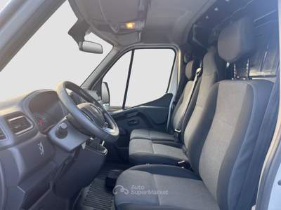 Renault Master Master T35 2.3 dCi 135 PM-TM Furgone Ice Bianco usata Parma