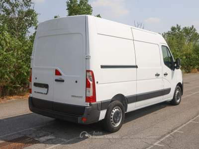 Renault Master Master T35 2.3 dCi 135 PM-TM Furgone Ice Bianco usata Parma