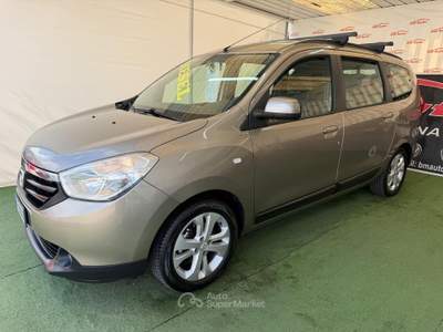 Dacia Lodgy 7 POSTI 1.5 DIESEL 110CV Oro usata Giugliano