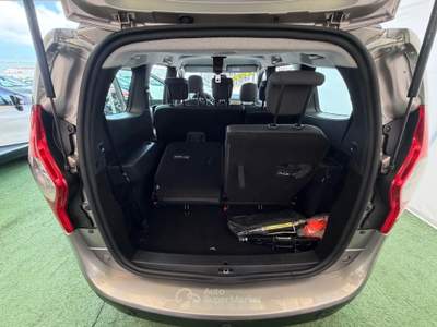 Dacia Lodgy 7 POSTI 1.5 DIESEL 110CV Oro usata Giugliano