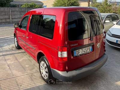 Volkswagen Caddy 105cv Rosso usata Ripalta Cremasca