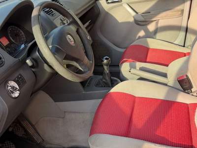 Volkswagen Caddy 105cv Rosso usata Ripalta Cremasca
