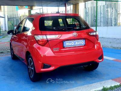 Toyota Yaris 1.0 BENZINA 2020 E/6 OK NEOPATENTATI Rosso usata Moncalieri