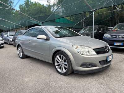 Opel Astra TwinTop 1.6 16V Cosmo CABRIO Bronzo usata Bologna