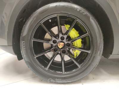 Porsche Cayenne  3.0 v6 e-hybrid Grigio usata Civitanova Marche