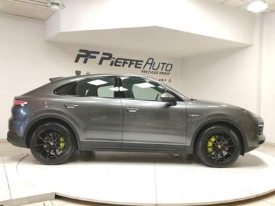 Porsche Cayenne  3.0 v6 e-hybrid Grigio usata Civitanova Marche