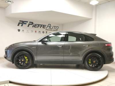 Porsche Cayenne  3.0 v6 e-hybrid Grigio usata Civitanova Marche