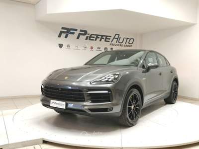 Porsche Cayenne  3.0 v6 e-hybrid Grigio usata Civitanova Marche
