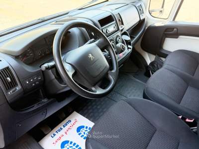 Peugeot Boxer 330 2.2 HDi/110CV 9 posti Combi Comfort Bianco usata Saonara
