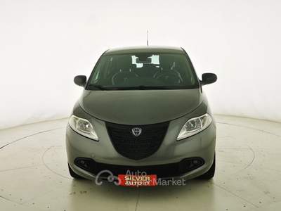 Lancia Ypsilon 1.2 69 CV 5 porte Elefantino Grigio usata Crema