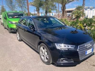 Audi A4 AUDI A4 G-TRON S TRONIC FARI MATRIX UNICO PROPRIETARIO Nero usata PORTO SAN GIORGGIO