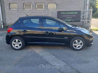 Peugeot 207 1.4 8v 5p Energie Sport (Neopatentati) UNICO PROPRIETARIO Nero usata Bernate Ticino