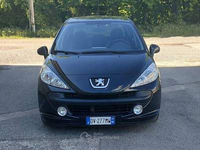 Peugeot 207 1.4 8v 5p Energie Sport (Neopatentati) UNICO PROPRIETARIO Nero usata Bernate Ticino