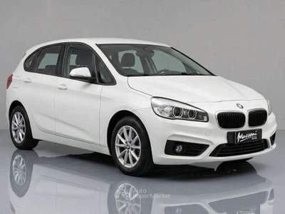 BMW Serie 2 218d 218 Active Tourer Advantage auto Bianco usata Civitavecchia