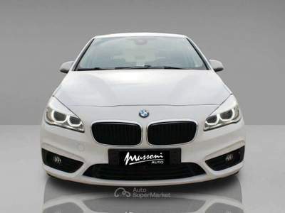 BMW Serie 2 218d 218 Active Tourer Advantage auto Bianco usata Civitavecchia