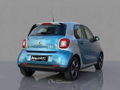Smart ForFour EQ Passion Blu/Azzurro usata Civitavecchia