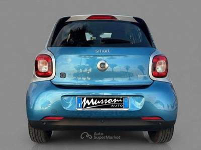 Smart ForFour EQ Passion Blu/Azzurro usata Civitavecchia