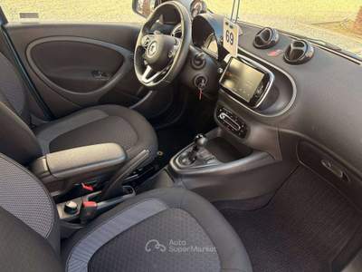 Smart ForFour EQ Passion Blu/Azzurro usata Civitavecchia