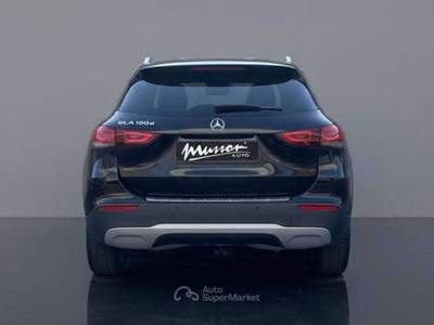 Mercedes-Benz GLA Business Extra auto Nero usata Civitavecchia