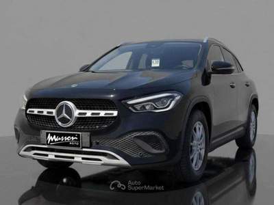 Mercedes-Benz GLA Business Extra auto Nero usata Civitavecchia
