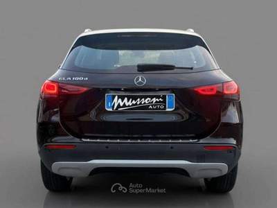 Mercedes-Benz GLA Business Extra auto Nero usata Civitavecchia