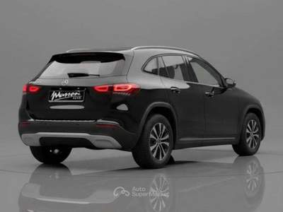 Mercedes-Benz GLA Business Extra auto Nero usata Civitavecchia