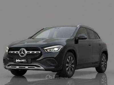 Mercedes-Benz GLA Business Extra auto Nero usata Civitavecchia
