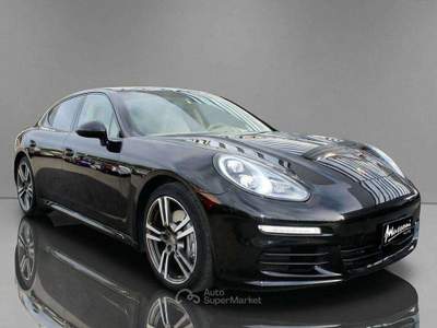 Porsche Panamera 3.0 250cv Nero usata Civitavecchia
