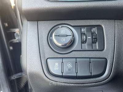 Opel Karl 1.0 Rocks 75cv (PROMO) Grigio usata Milano