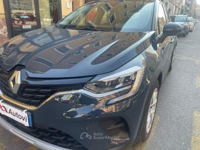 Renault Captur 1.6 E-Tech full hybrid Equilibre 145cv auto (PROMO) Grigio usata Milano