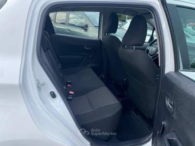 Toyota Yaris 1.4 D-4D 5 porte Active Bianco usata Sinalunga