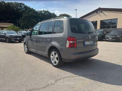 Volkswagen Touran 2.0 TDI Trendline Grigio usata Roma