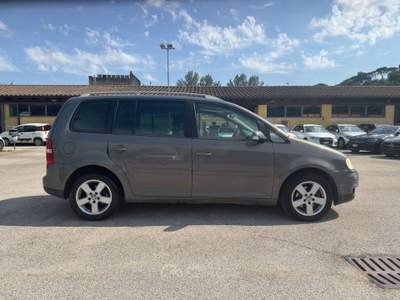Volkswagen Touran 2.0 TDI Trendline Grigio usata Roma