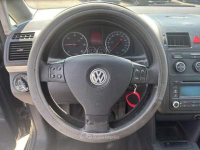 Volkswagen Touran 2.0 TDI Trendline Grigio usata Roma