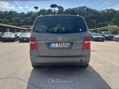 Volkswagen Touran 2.0 TDI Trendline Grigio usata Roma