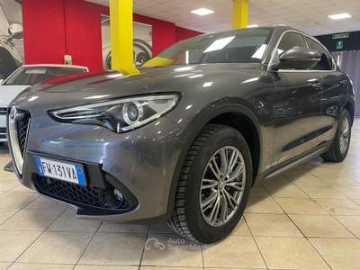 Alfa Romeo Stelvio 2.2 Turbodiesel 210 CV AT8 Q4LED/NAVI/PDC/PELLE* Grigio usata Bozzolo
