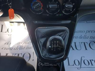 Lancia Ypsilon 1.2 69 CV 5 porte Gold Argento usata Taranto