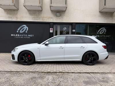 Audi A4 quattro Matrix S tronic S line black edition Pano Bianco usata Rubano