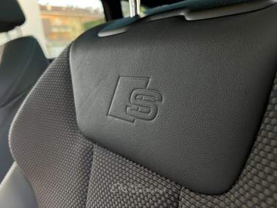Audi A4 quattro Matrix S tronic S line black edition Pano Bianco usata Rubano