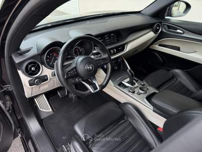 Alfa Romeo Stelvio 2.2 TDI 210 AT8 Q4 Veloce ACC Black Pack 20" Nero usata Rubano
