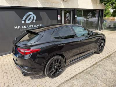 Alfa Romeo Stelvio 2.2 TDI 210 AT8 Q4 Veloce ACC Black Pack 20" Nero usata Rubano
