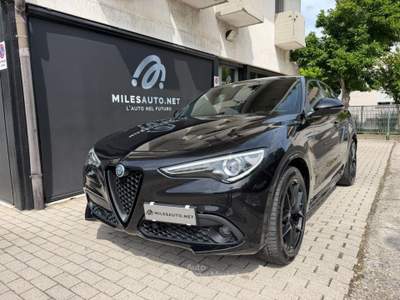 Alfa Romeo Stelvio 2.2 TDI 210 AT8 Q4 Veloce ACC Black Pack 20" Nero usata Rubano