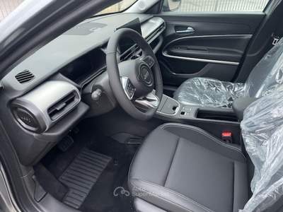 Jeep Avenger HYBRID E-DCT6 MHEV MOD SUMMIT +WINTER PACK Grigio usata Provaglio d'Iseo