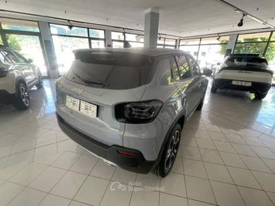 Jeep Avenger HYBRID E-DCT6 MHEV MOD SUMMIT +WINTER PACK Grigio usata Provaglio d'Iseo