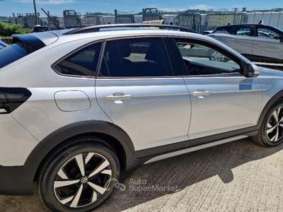 Volkswagen Taigo 1.0 TSI 95 CV Edition Plus km.0 Argento usata Fossombrone