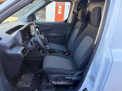 Ford Transit Courier V769 1.5 ecoblue 100cv Trend Bianco usata Seveso