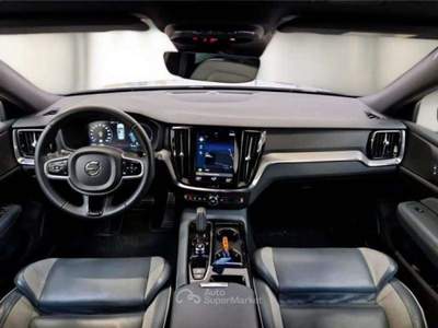 Volvo V60 V60 2.0 t6 phev R-design awd auto my21 - GG112ZW Argento usata Basiliano