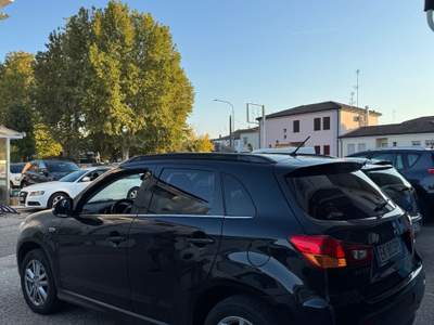 Mitsubishi ASX 4WD Intense Panoramic Nero usata ferrara