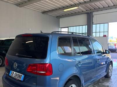Volkswagen Touran Comfortline Blu/Azzurro usata ferrara